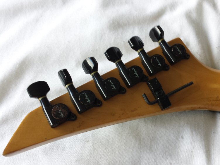 1990 Charvel 475 Deluxe