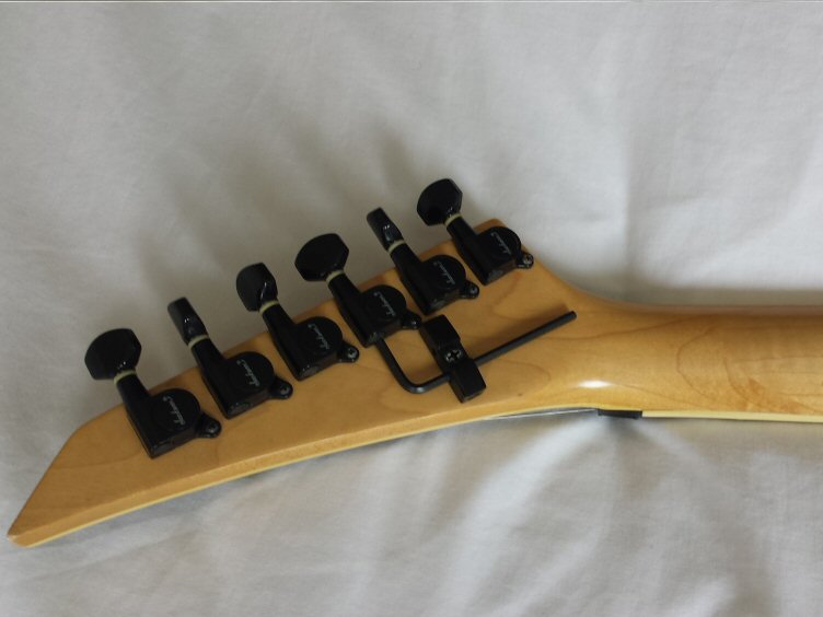 1990 Charvel 475 Deluxe